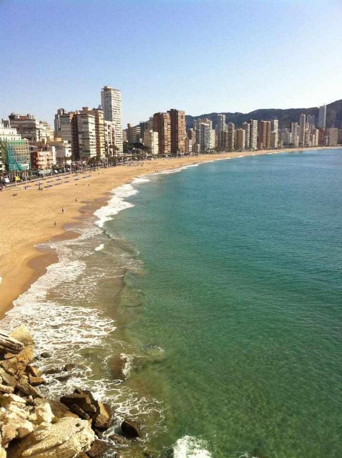 Stunningcenterlevantewifiaccable Tv Benidorm Luaran gambar